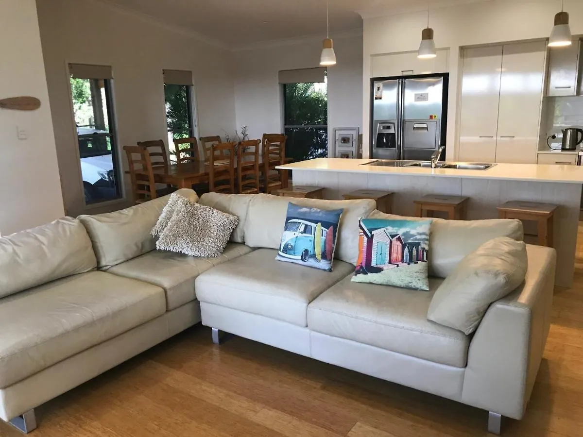 15 Esprit Drive Rainbow Shores Рэйнбоу-Бич 0*,  Австралия